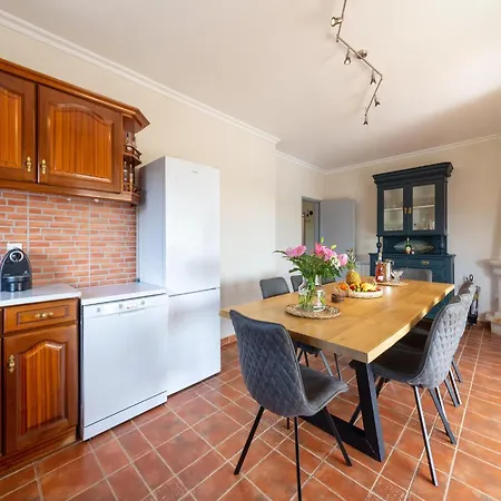 Rustic Retreat In Netos