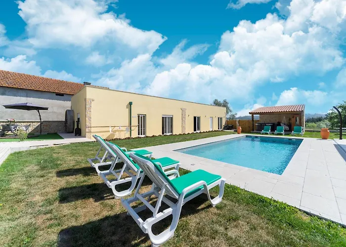 Rustic Retreat In Netos Lagares (Leiria)